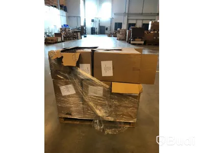 5 lådor med “60 cell shipper” i papp